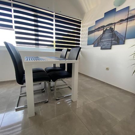 Guesthouse Ruza Sobra Apartments In The Attic Of The House Exterior photo